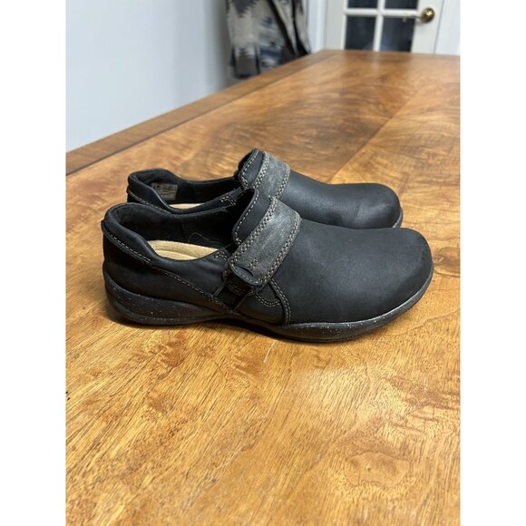 Clarks Roseville Dot Loafers Women’s 7.5 Black Leather Comfort Slip-On Shoes - Picture 2 of 9